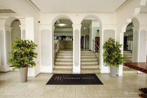 Entrada de la propiedad