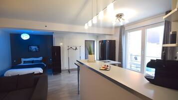 Appartement, salle de bains attenante