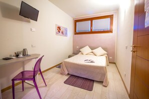 Down duvets, desk, soundproofing, rollaway beds - Agriturismo Ca' La Pergola (Verona)