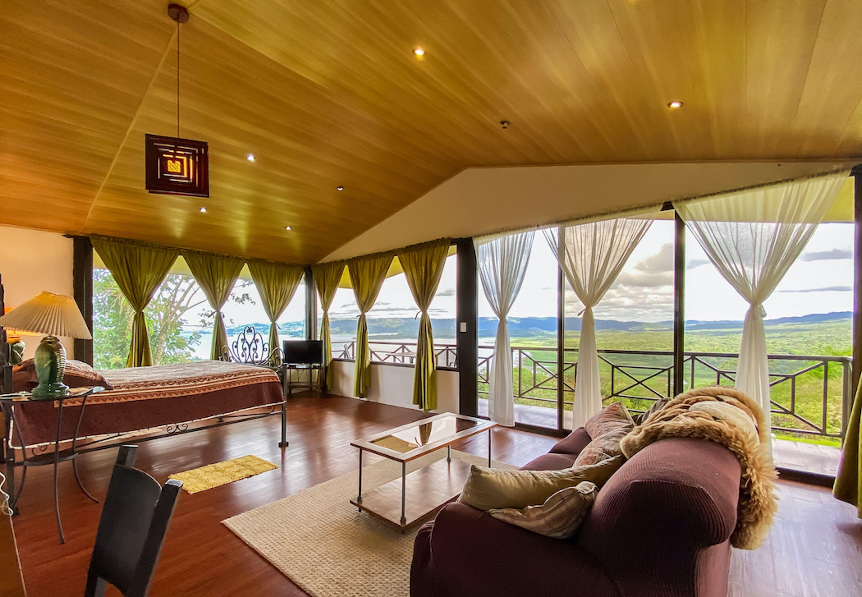 Apartment with Panoramic Views | Select Comfort beds, in-room safe, blackout curtains, iron/ironing board