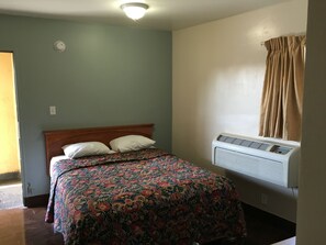 Comfort Room, 1 Queen Bed, Non Smoking - Eastsider Motel (Los Angeles)