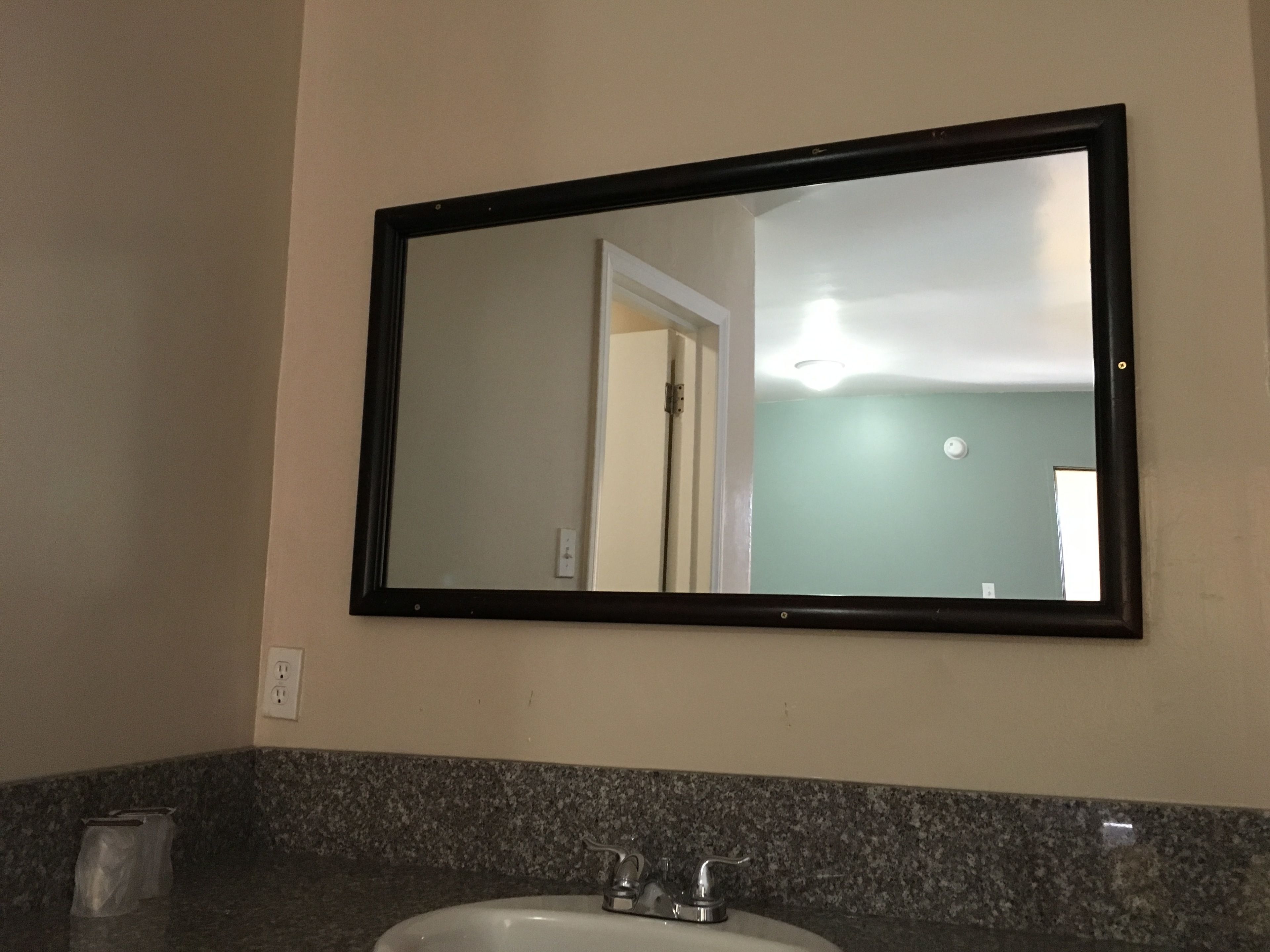 Photo - Eastsider Motel -Downtown LA New Rooms