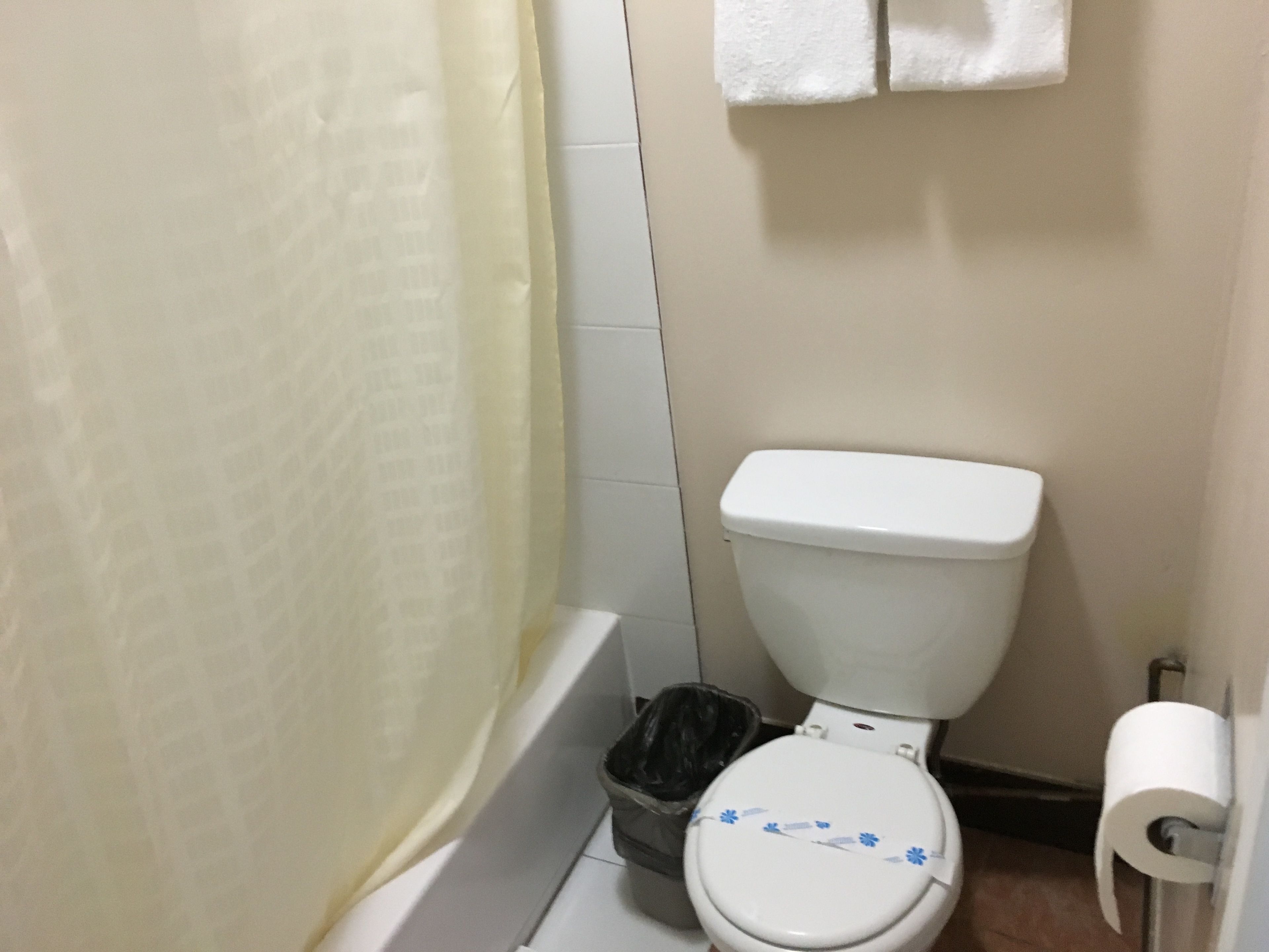 Photo - Eastsider Motel -Downtown LA New Rooms