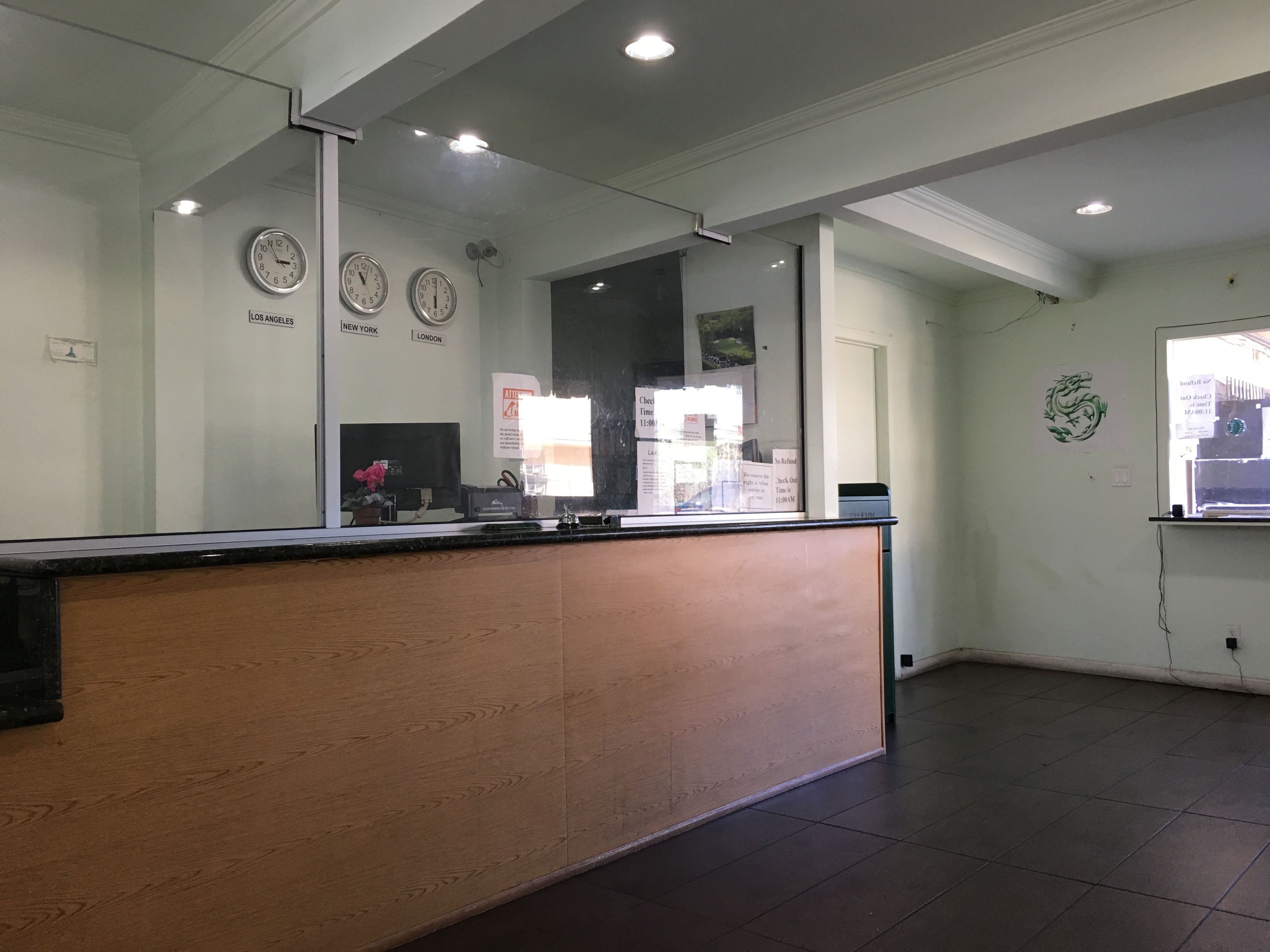 Photo - Eastsider Motel -Downtown LA New Rooms