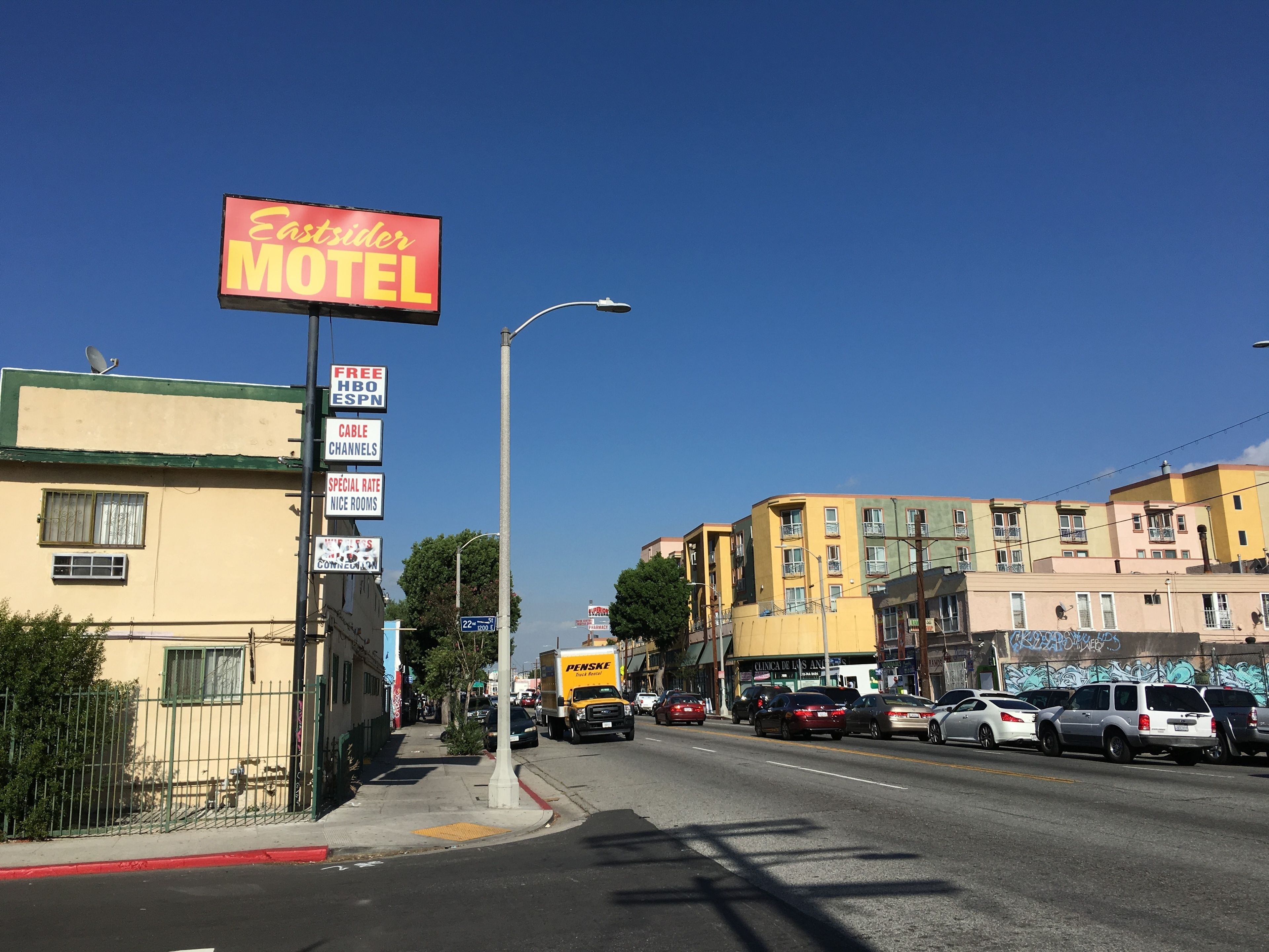 Photo - Eastsider Motel -Downtown LA New Rooms