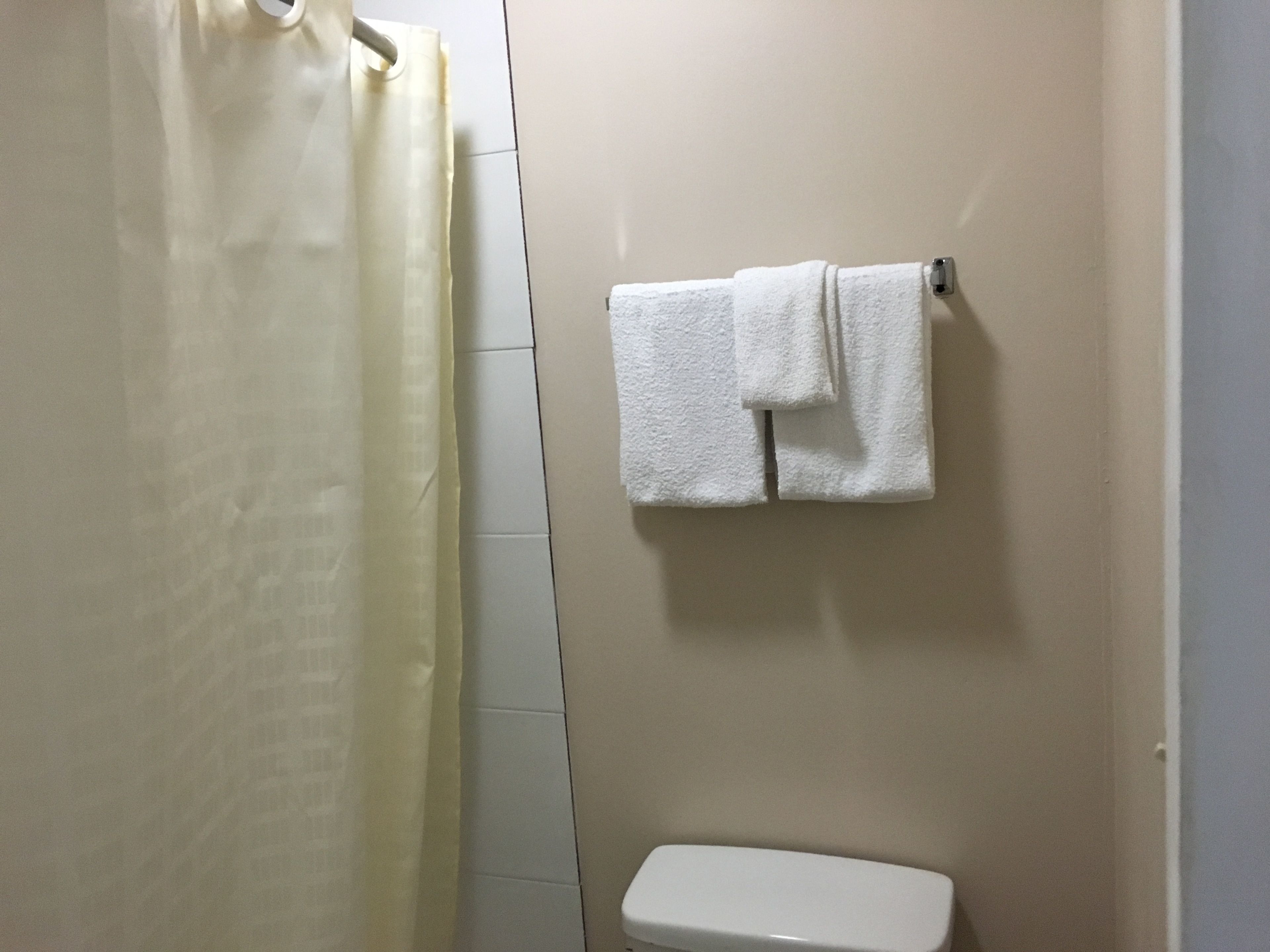 Photo - Eastsider Motel -Downtown LA New Rooms