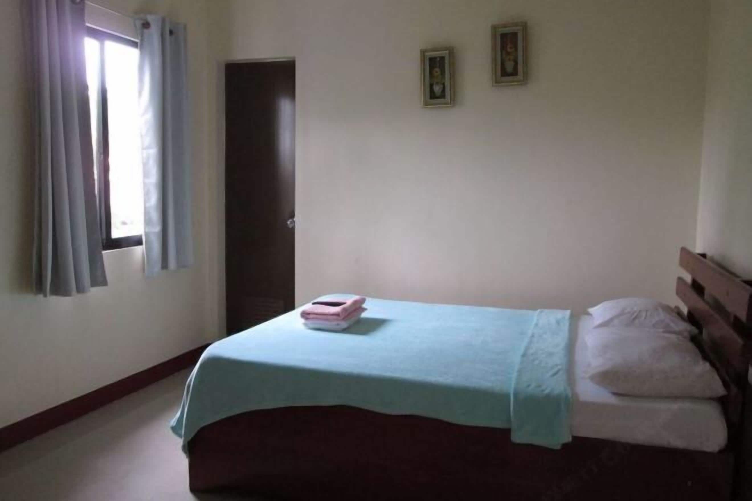 Desk, blackout curtains, rollaway beds, bed sheets