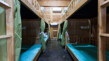 Shared Dormitory, Mixed Dorm (8 Persons) | Rollaway beds, free WiFi