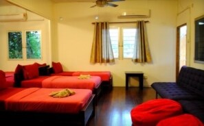 Bed sheets - The Roots Eco Resort (Ipoh)