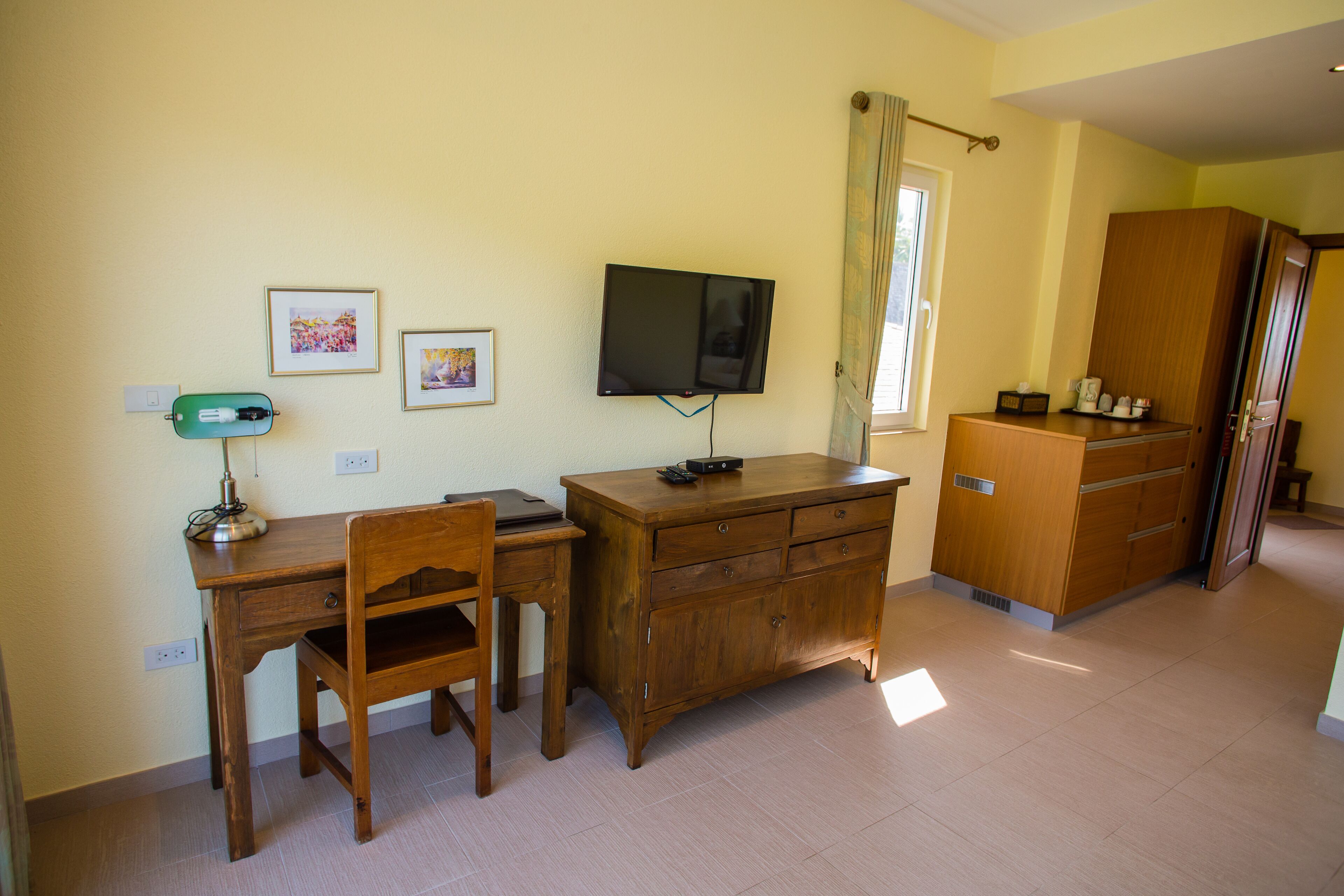 paradise room golf court view, twin bed | 1 bedroom, minibar, in-room safe, desk
