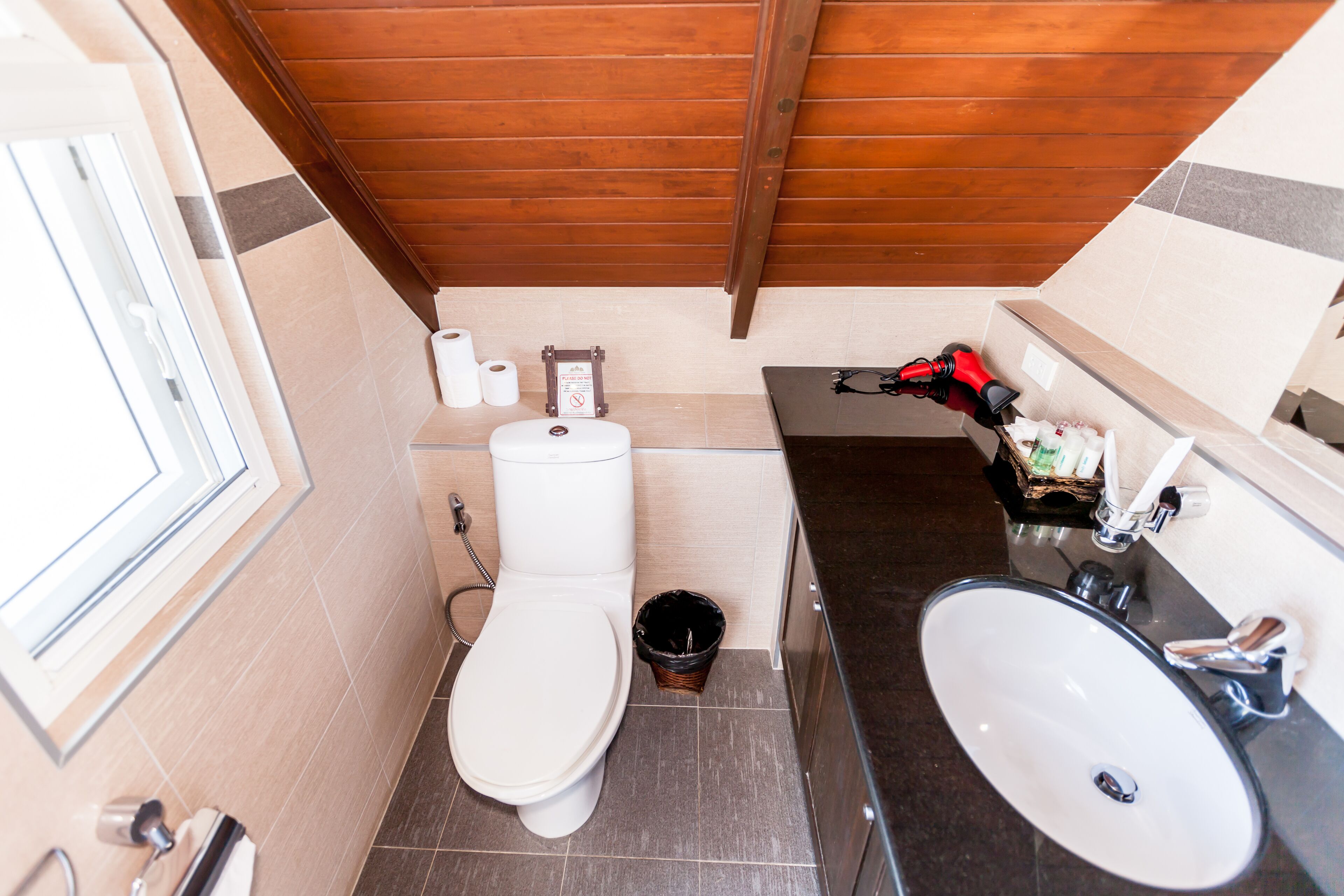 standard room | bathroom | shower, free toiletries, hair dryer, bathrobes