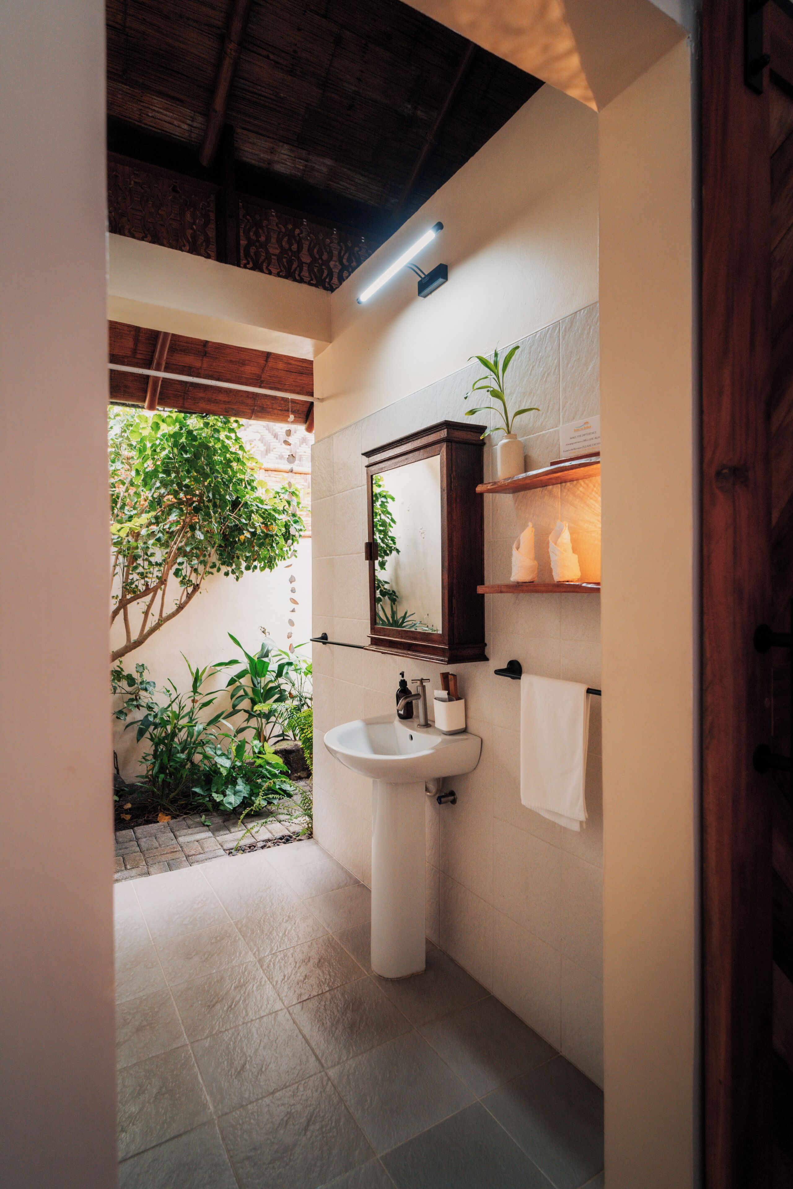 exclusive villa (private pool) | bathroom | shower, rainfall showerhead, free toiletries, towels