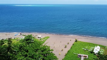 Private beach, sun loungers, beach umbrellas, beach towels