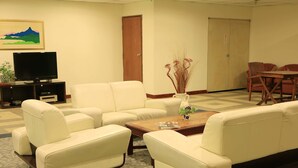 Lobby sitting area - Water Space (Hengchun)