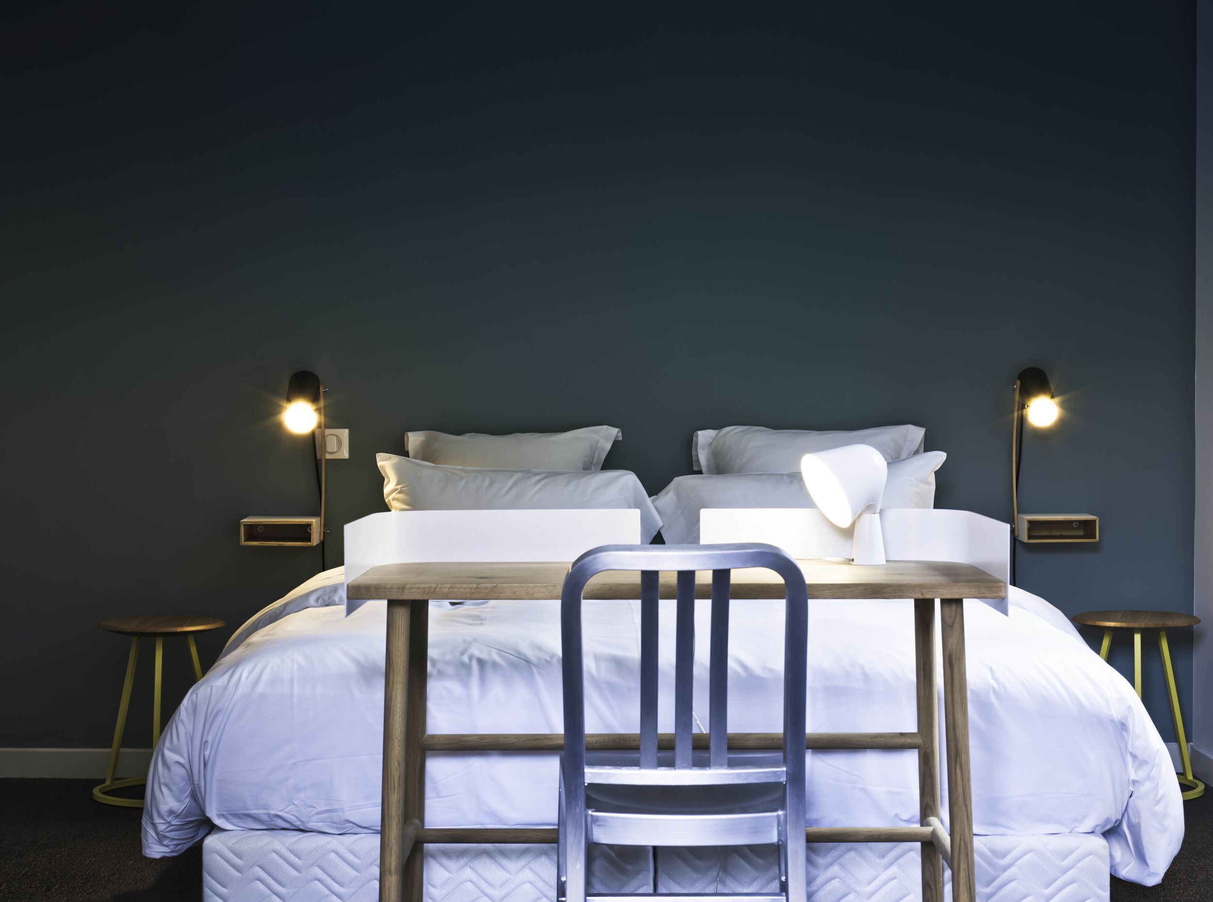 Premium bedding, in-room safe, desk, free cots/infant beds