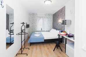 Classic Room, Refrigerator & Microwave, Ground Floor | Premium bedding, soundproofing, iron/ironing board, free WiFi - Your Studio - 2 (Yekaterinburg)