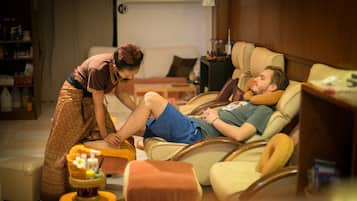 Rawatan badan, aromaterapi, urutan Thai, lulur badan, rawatan muka