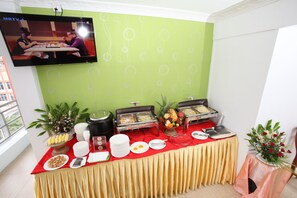 Buffet - M3 Sunwinner Hotel (Mandalay)