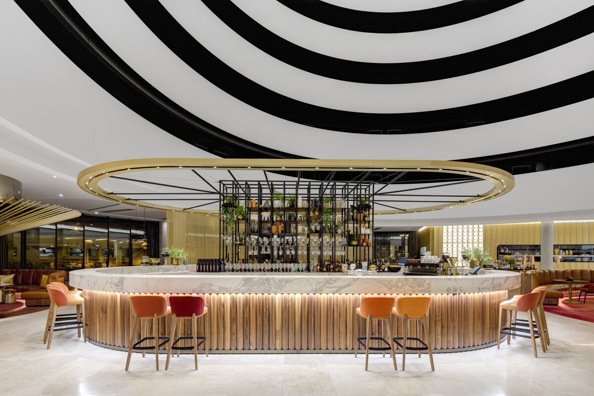 Vibe Hotel Canberra