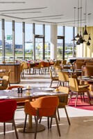 Desayuno buffet todos los días (con cargo)