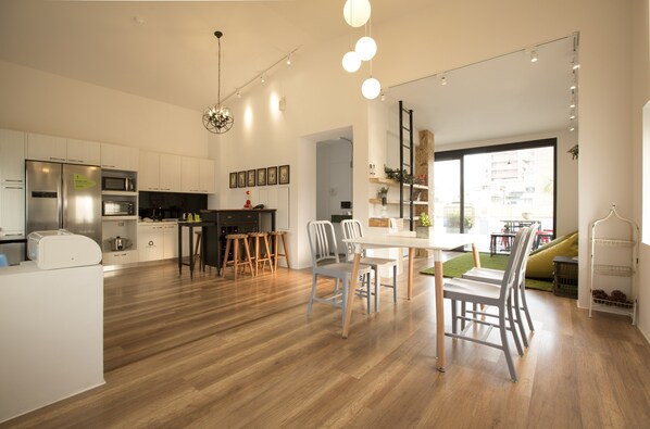 Restaurant - Light hostel - Chiayi (Chiayi City)