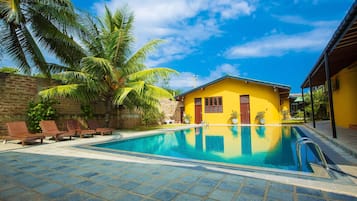 Piscina all'aperto