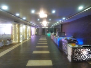Banquet hall - Maan Residency Hotel (Ahmedabad)