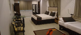 Maan Residency Hotel
