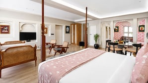  Presidential Suite With Bathtub and Balcony