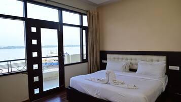 In-room safe, desk, blackout curtains, soundproofing