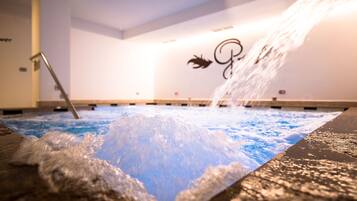 Indoor pool, pool loungers