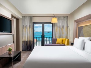 Egyptian cotton sheets, premium bedding, memory-foam beds, minibar - Novotel Istanbul Bosphorus (Istanbul)