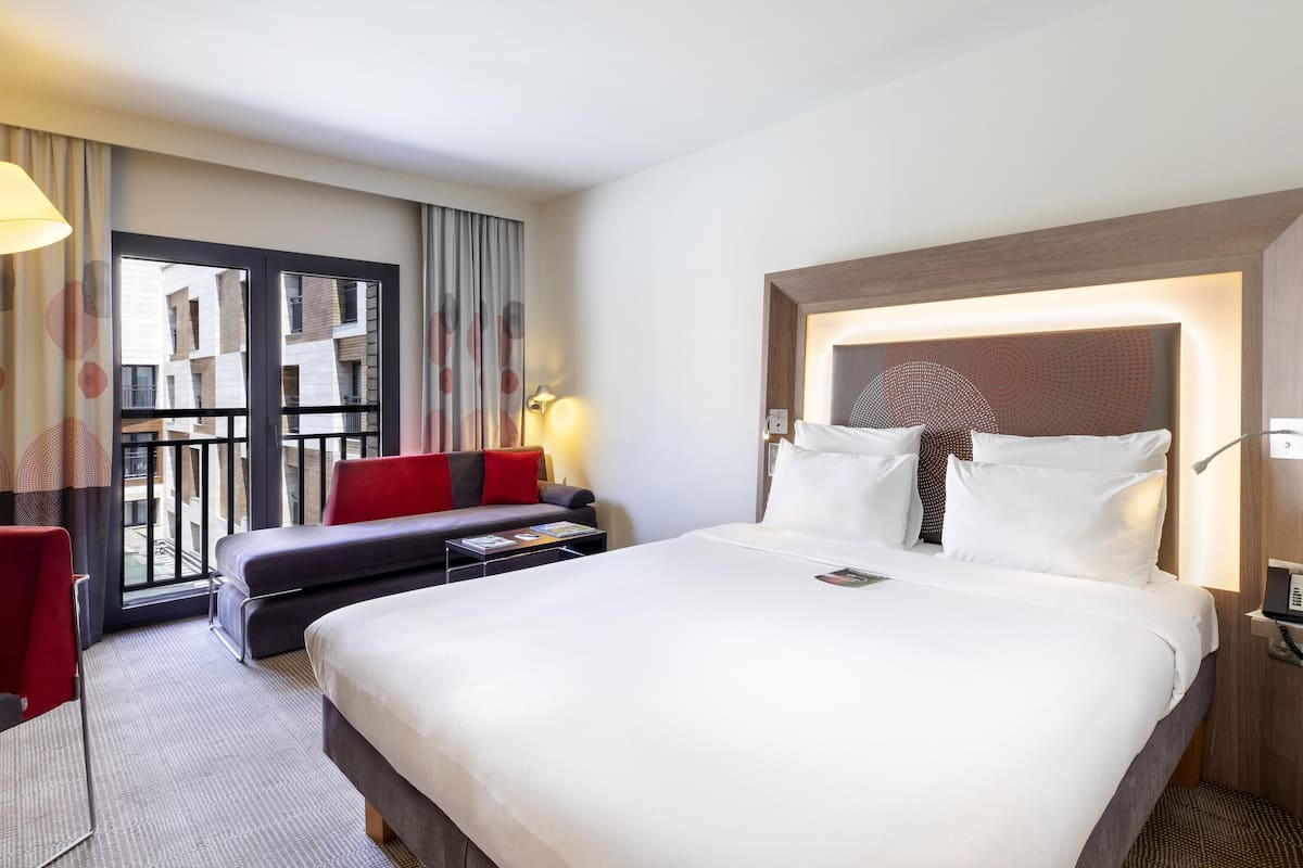 Habitación superior, 1 cama de matrimonio con sofá cama | Sábanas de algodón egipcio y ropa de cama de alta calidad