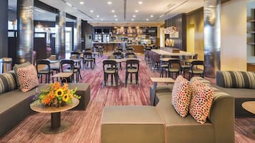 Café da manhã e jantar, culinária americana