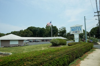 Clinton Motel