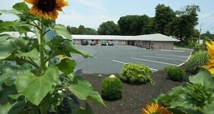 Clinton Motel