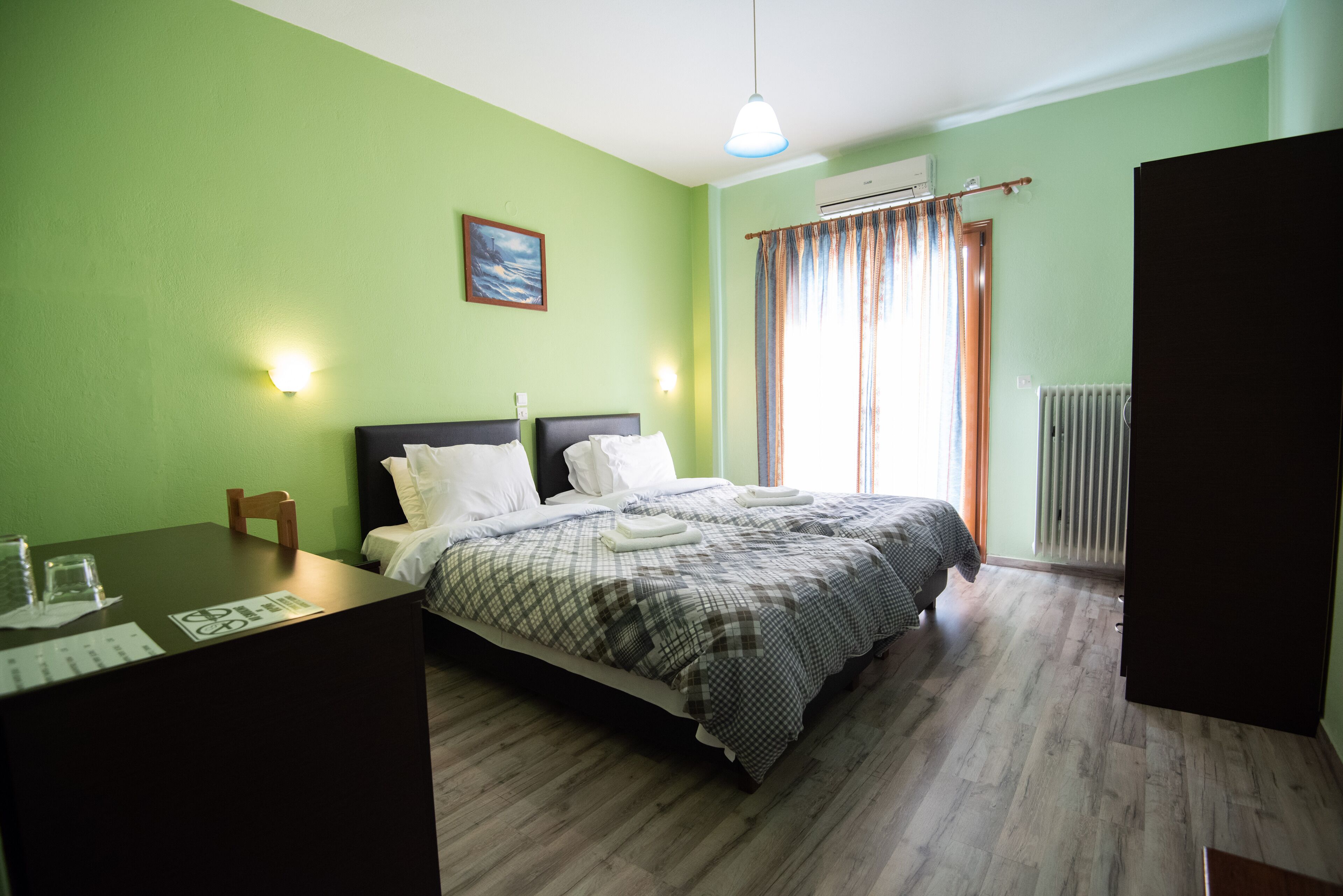 egyptian cotton sheets, premium bedding, minibar, individually decorated