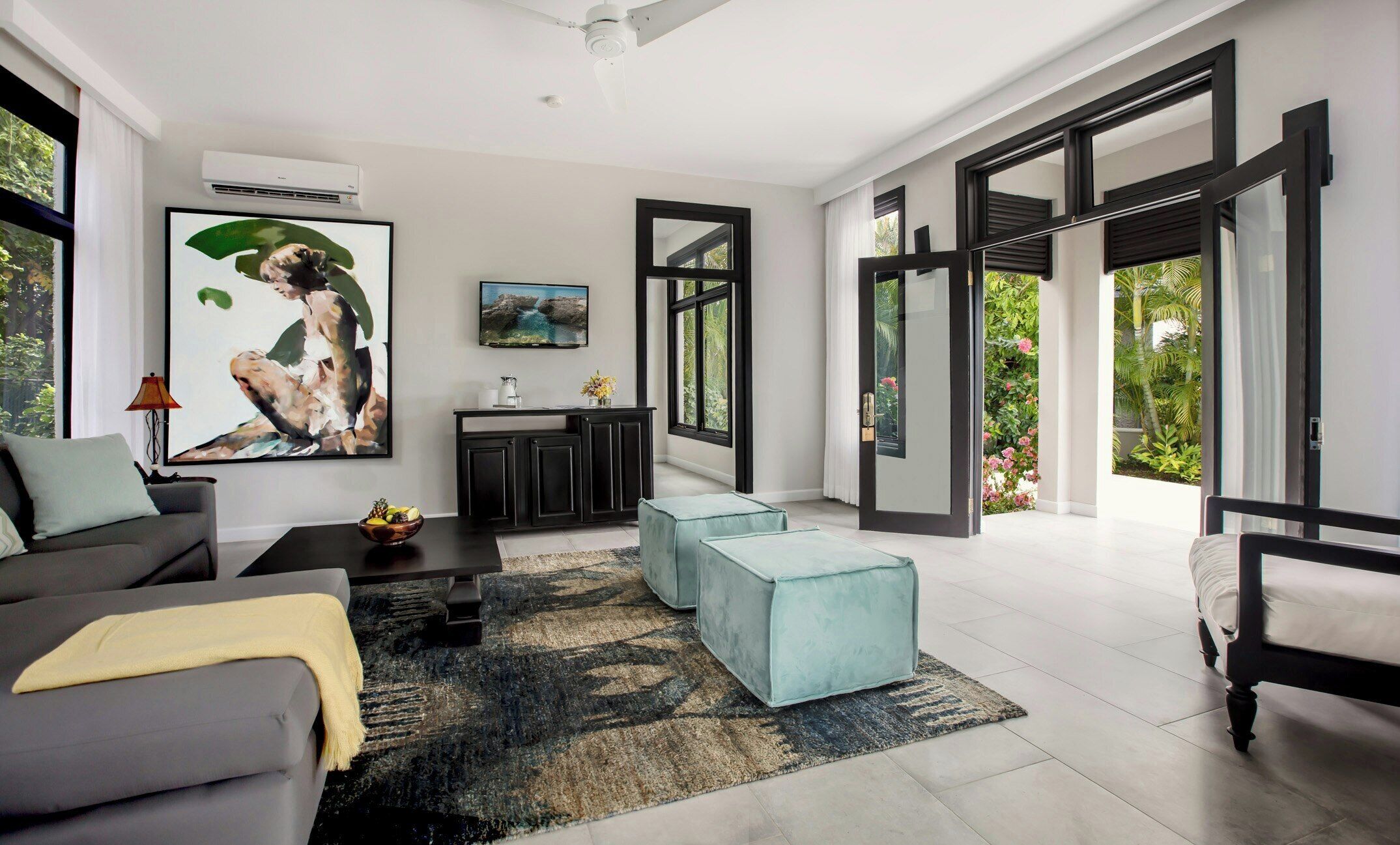 Photo - The Cliff Hotel