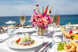 Daily full breakfast (USD 35 per person)