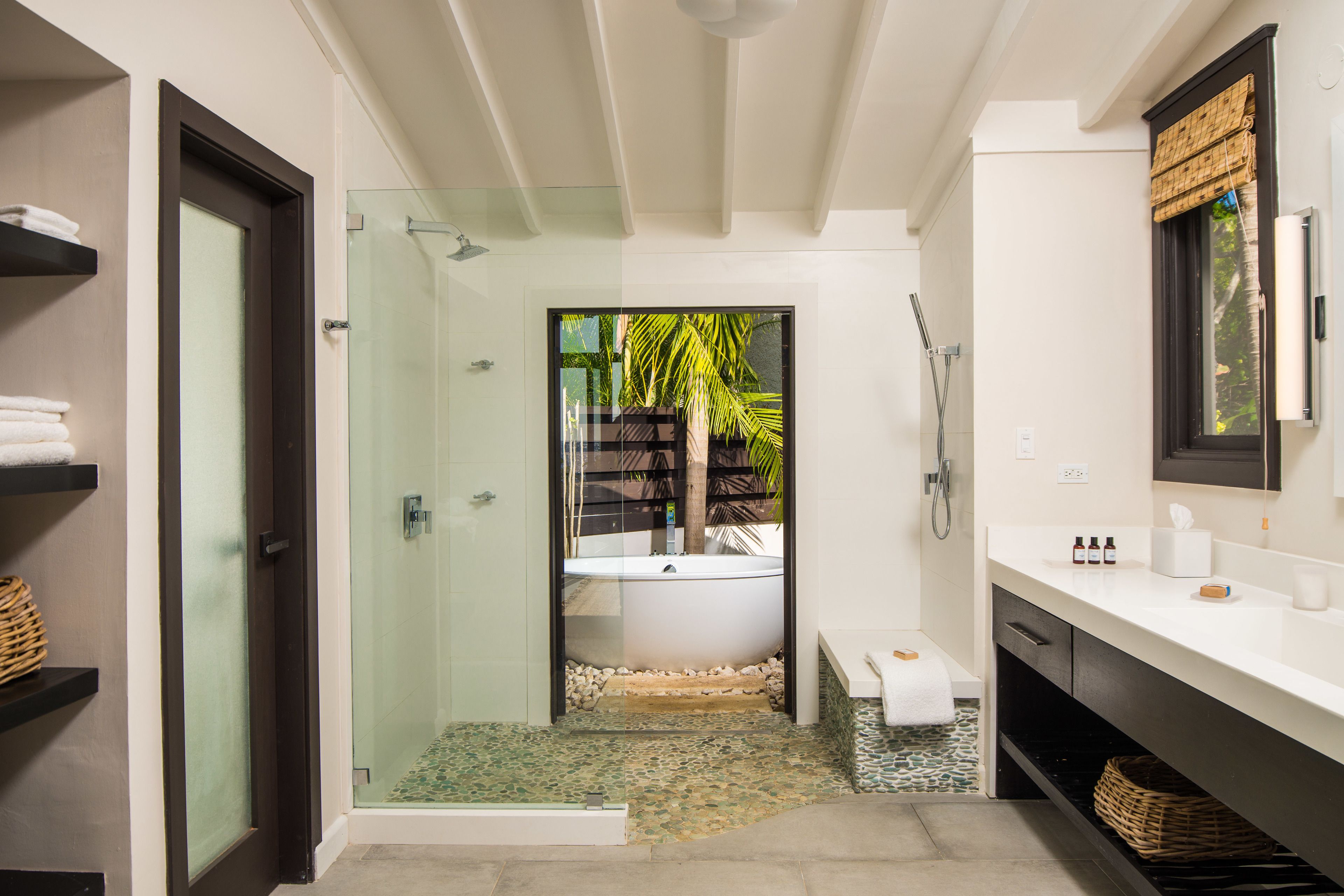 Photo - The Cliff Hotel