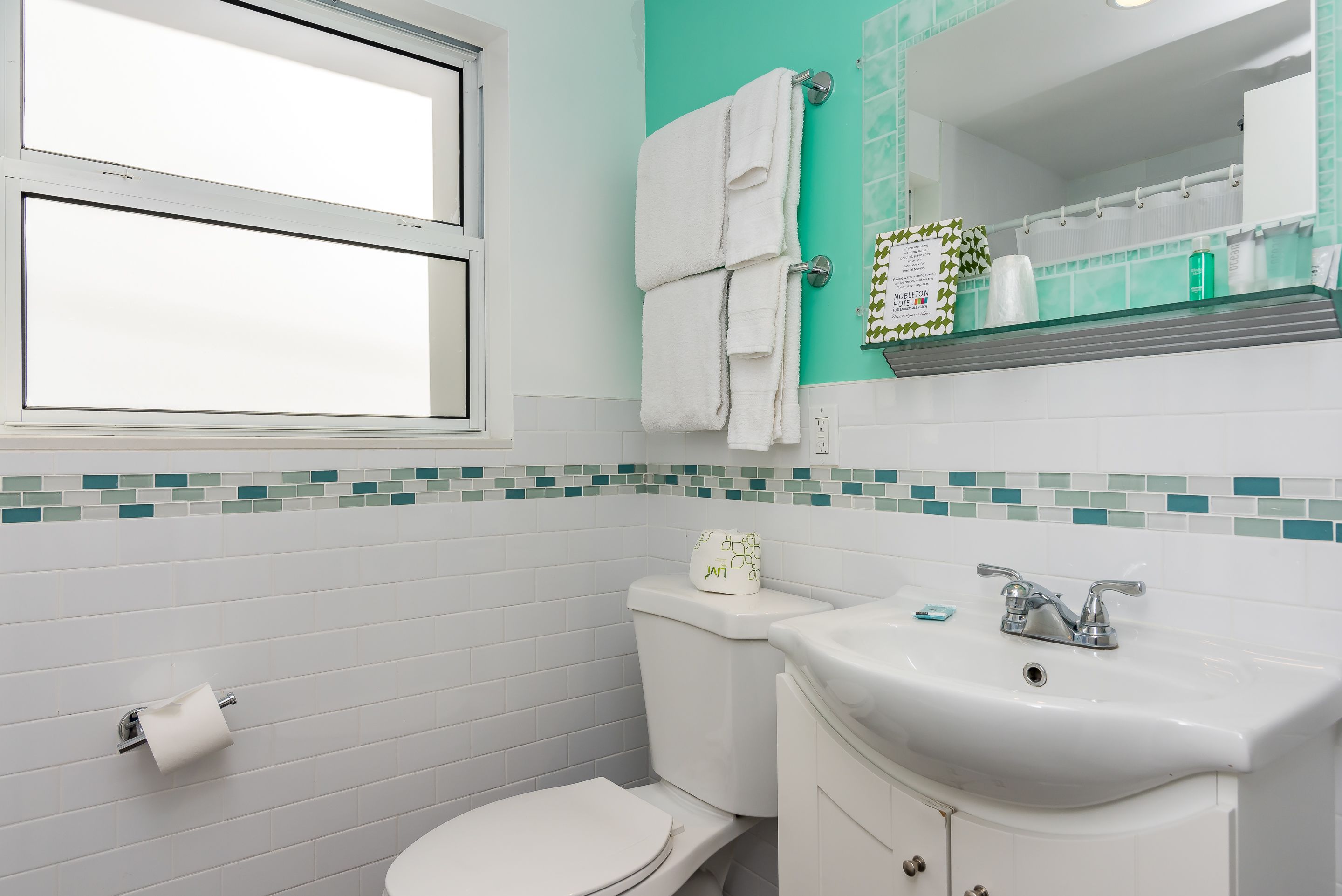 studio, 1 king bed, kitchenette | bathroom | shower, hydromassage showerhead, free toiletries, hair dryer