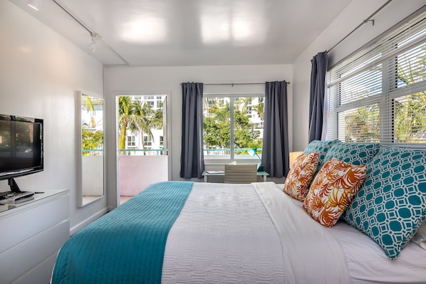 Standard Room, 1 King Bed, Courtyard View | View from room - Nobleton Hotel (Fort Lauderdale)