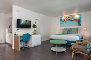Iron/ironing board, free WiFi, bed sheets - Nobleton Hotel (Fort Lauderdale)