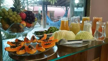Tägliches inbegriffenes Frühstücksbuffet
