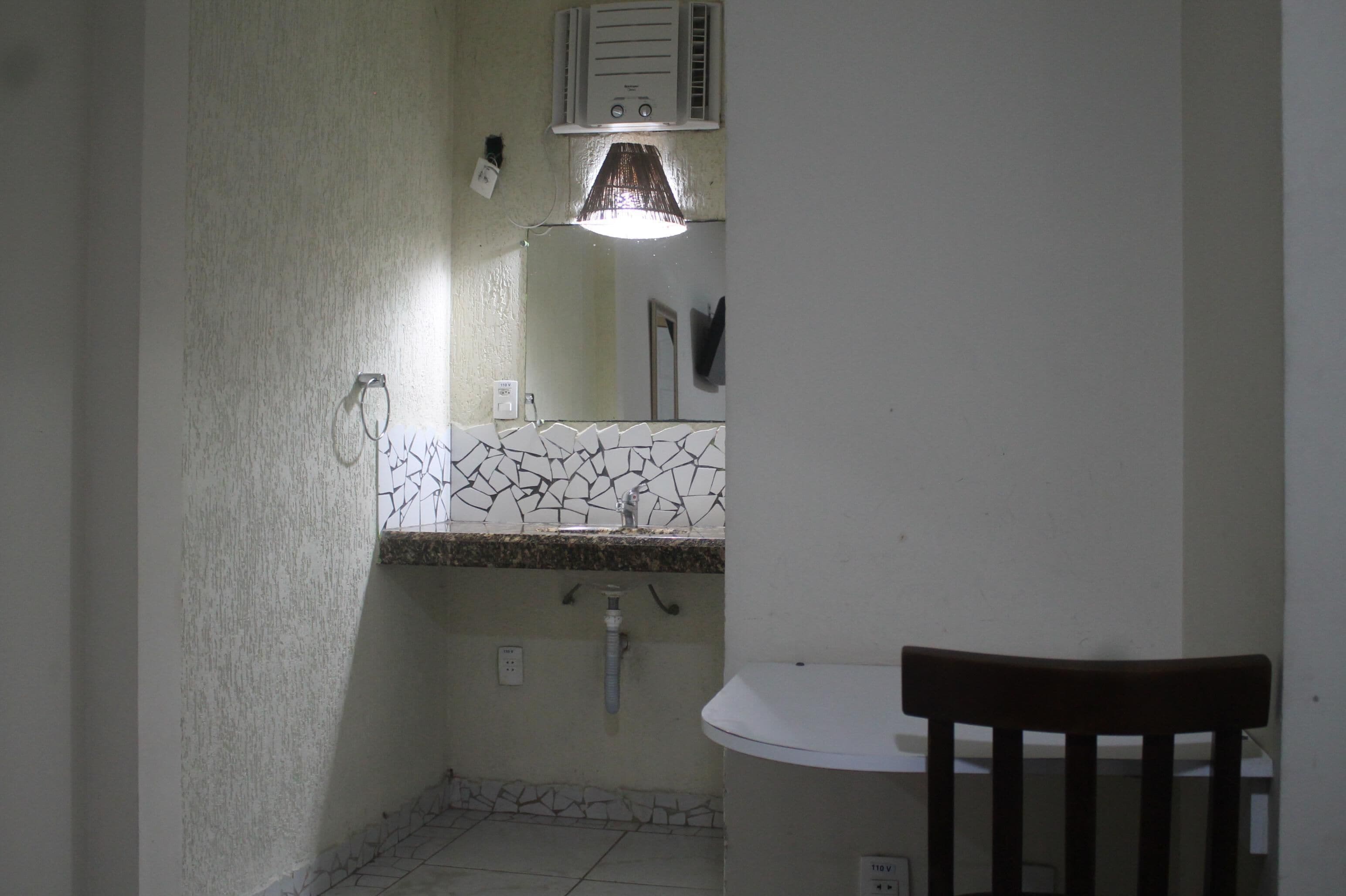 standard triple room | bathroom | shower, rainfall showerhead, towels, toilet paper