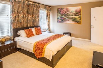 Sunny and Elegant Villa