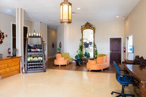 Lobby - Oaak Tree Hotel (Arcadia)