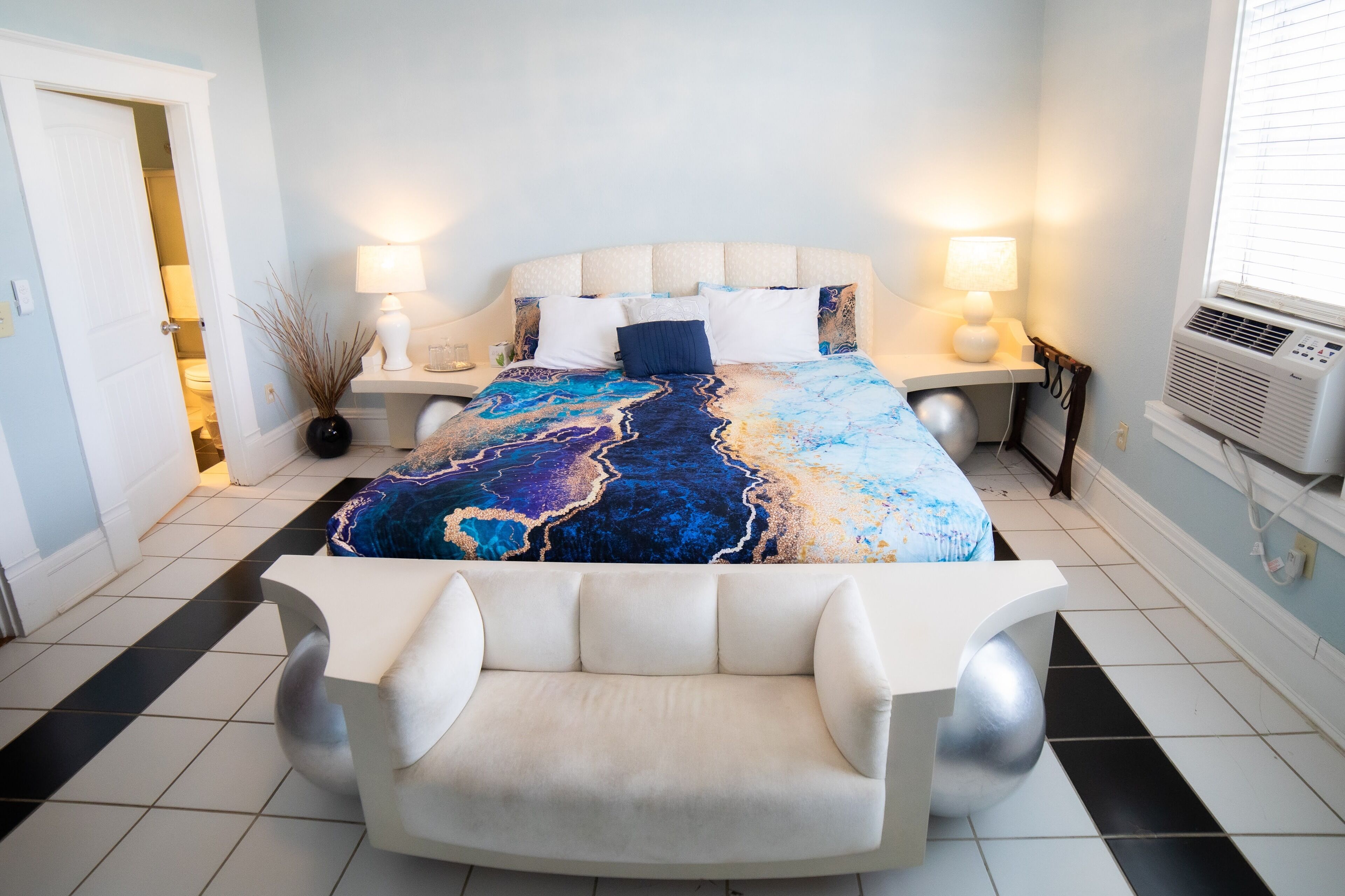Luxury-Zimmer, 1 King-Bett, Nichtraucher, Badewanne (Retro Style) | 1 Schlafzimmer, hochwertige Bettwaren, Pillowtop-Betten