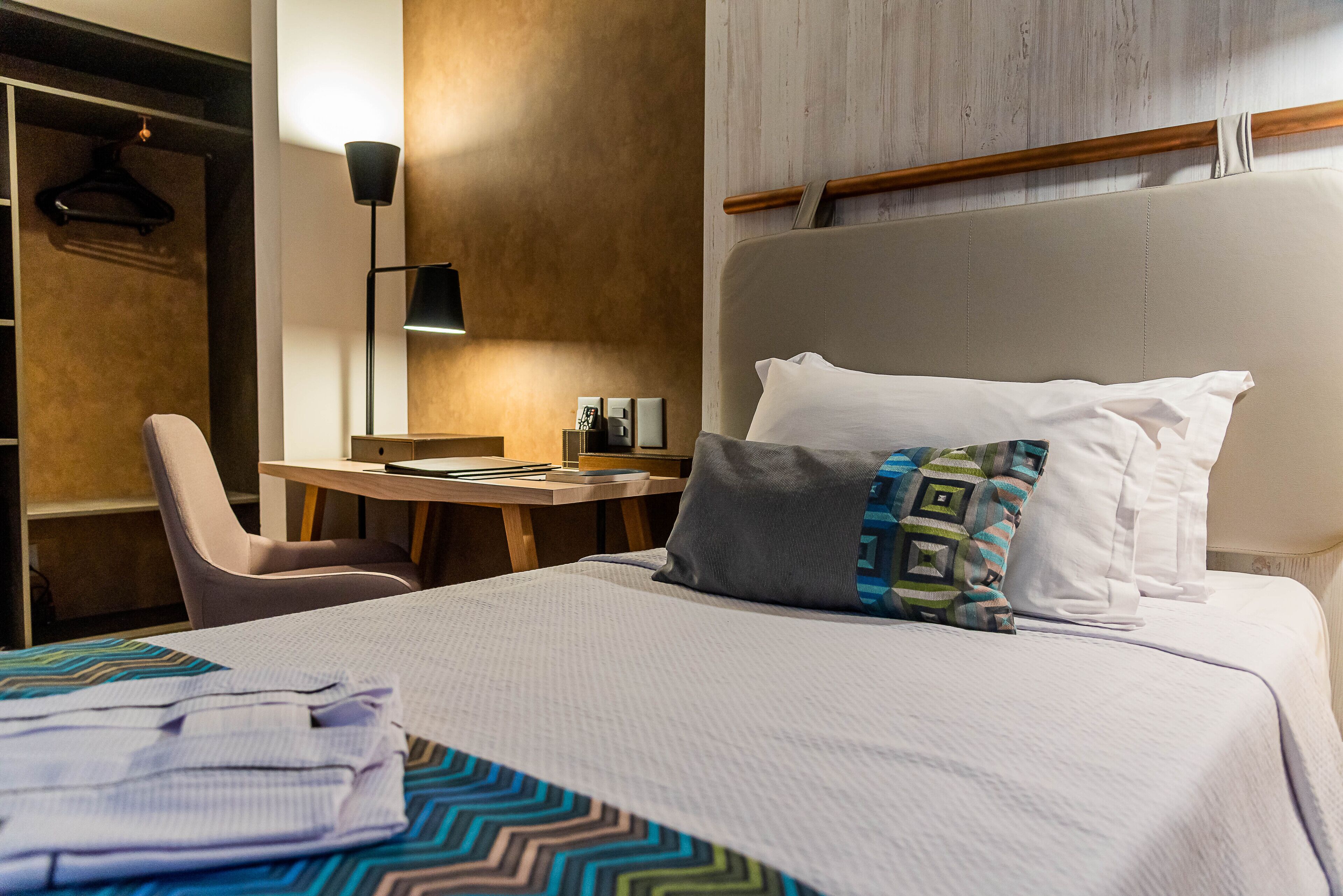 superior twin room | 1 bedroom, minibar, desk, blackout curtains