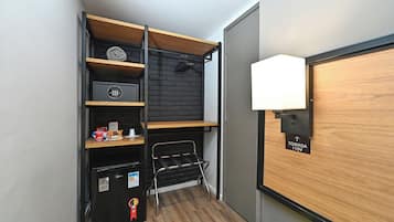 Superior King | Minibar, una scrivania, tende oscuranti, Wi-Fi gratuito